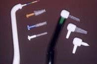 Elektrische Bürsten mit unterschiedlichen Aufsätzen Elektrische Zahnbürsten & mehrere Bürstenaufsätze